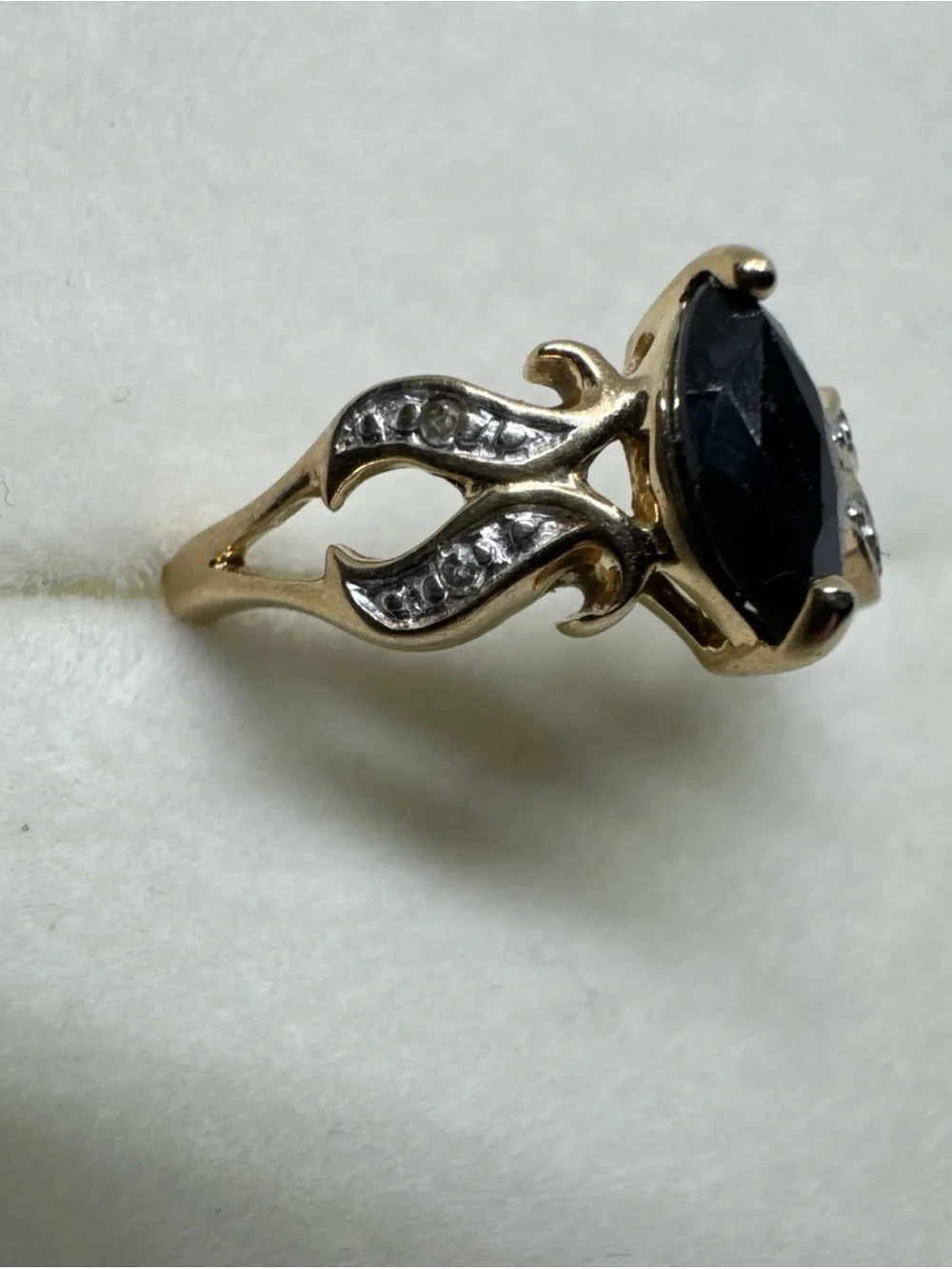Vintage 10K Solid Yellow White Two Tone Gold Blue Sapphire Size 6 Ring Band